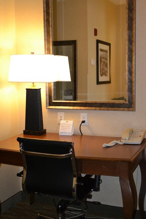 Holiday Inn Express Hotels Biddeford By Ihg Oda fotoğraf